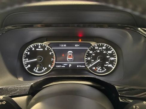 Used 2025 Nissan Pathfinder SL w/ SL Premium Package AWD/4WD image 23