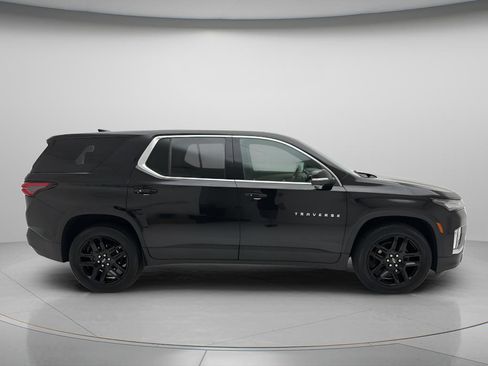 Used 2023 Chevrolet Traverse LS w/ Safety Package AWD/4WD image 3