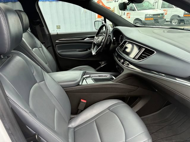 Used 2022 Buick Enclave Essence w/ Experience Buick Package AWD/4WD image 54