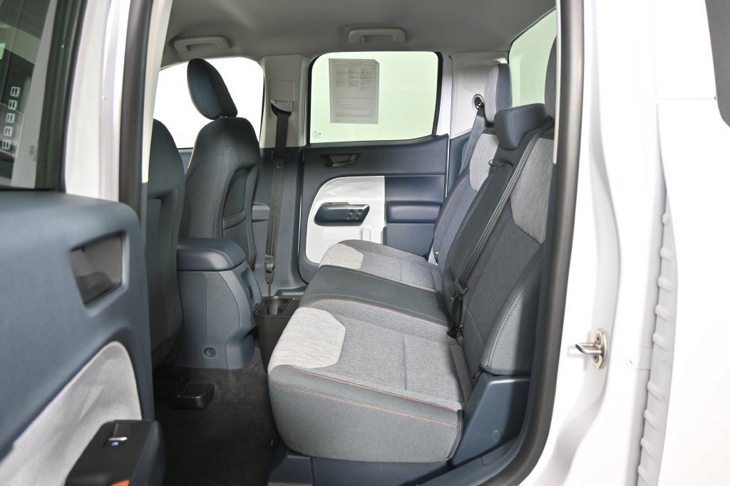 Used 2023 Ford Maverick XLT FWD image 17