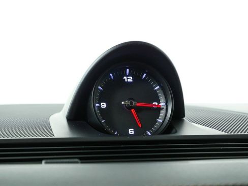 Used 2023 Porsche Panamera 4S w/ Premium Package image 17