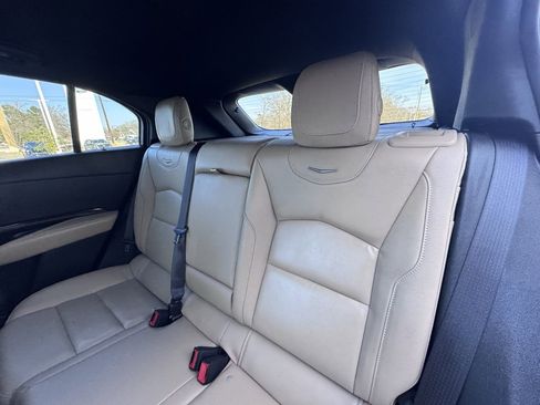 Used 2025 Cadillac XT4 Premium Luxury image 15