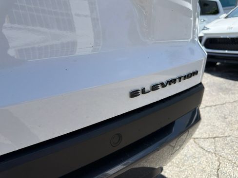 Used 2025 GMC Terrain Elevation w/ Elevation Premium Package AWD/4WD image 10
