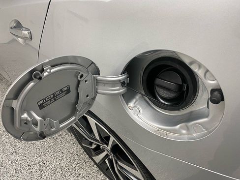 Used 2020 Nissan Maxima 3.5 SL w/ Floor Mat Group image 28