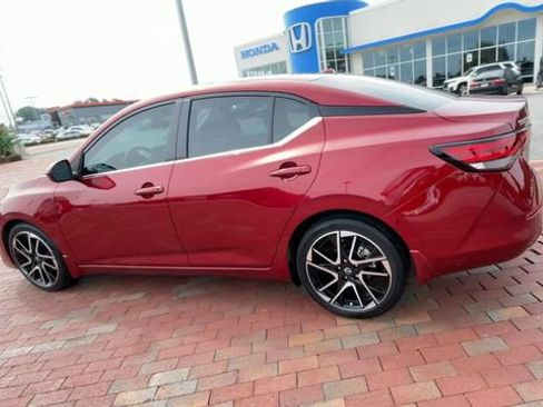 Used 2024 Nissan Sentra SV FWD image 7