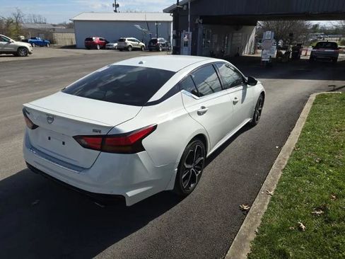 Used 2023 Nissan Altima 2.5 SR image 4