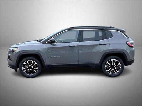 Certified 2023 Jeep Compass Limited image 8