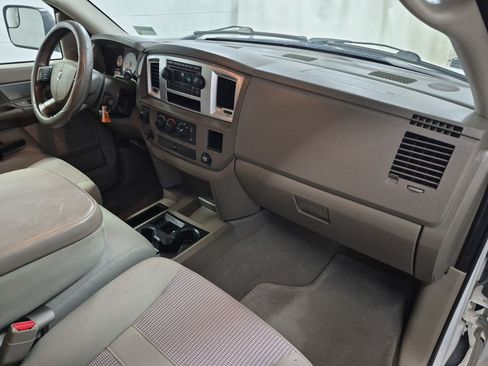 Used 2008 Dodge Ram 1500 Truck SLT w/ Trailer Tow Group AWD/4WD image 32