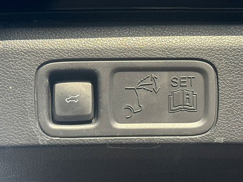 Certified 2024 Ford Expedition Limited RWD image 19