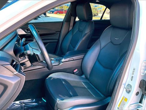 Used 2020 Cadillac CT4 Premium Luxury image 8