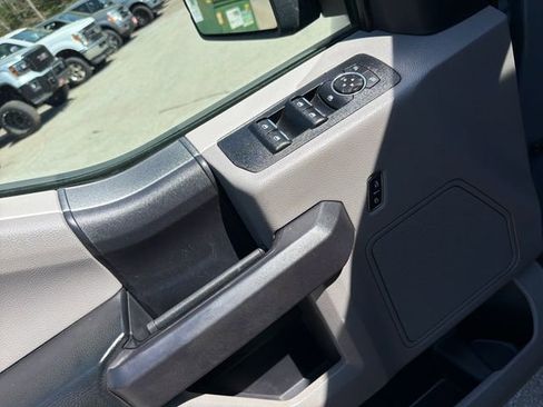 Used 2019 Ford F150 XL w/ Equipment Group 101A Mid AWD/4WD image 13