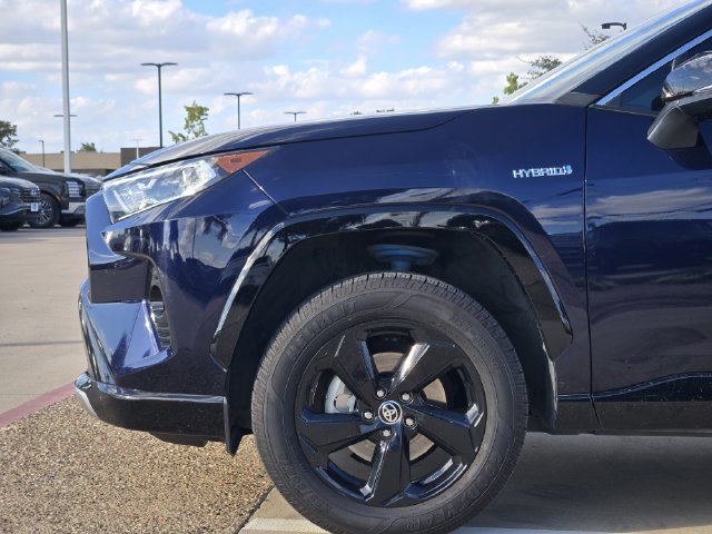 Used 2021 Toyota RAV4 XSE w/ XSE Grade Weather Package AWD/4WD image 6