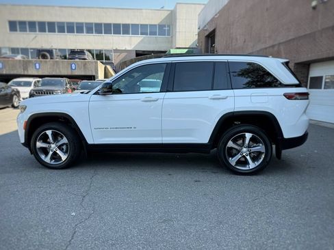 New 2026 Jeep Grand Cherokee Limited AWD/4WD image 14