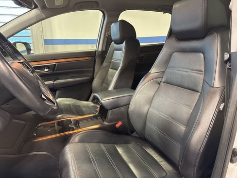 Used 2020 Honda CR-V Touring image 23