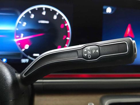 Used 2025 Mercedes-Benz GLE 450 4MATIC image 31