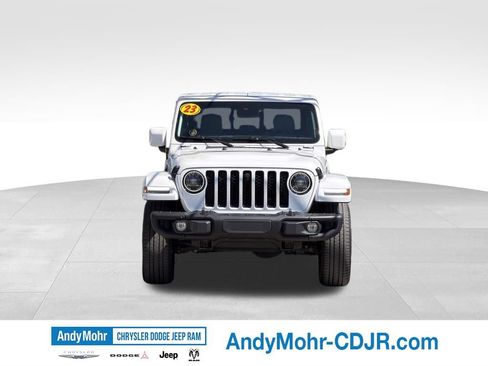 Used 2023 Jeep Gladiator Overland AWD/4WD image 2
