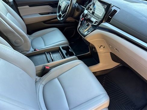 Used 2023 Honda Odyssey Touring image 20