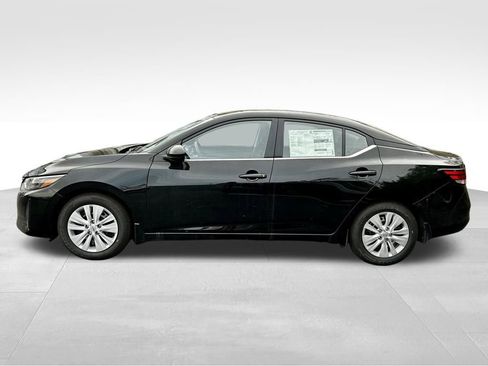 New 2025 Nissan Sentra S image 3