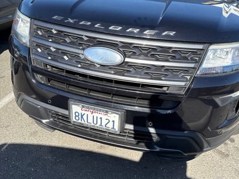 Used 2019 Ford Explorer XLT w/ Equipment Group 202A FWD image 2