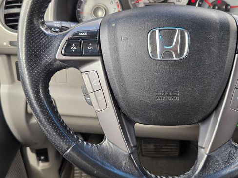 Used 2014 Honda Pilot Touring image 21