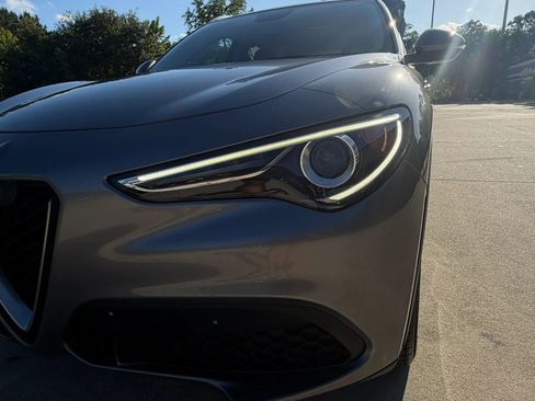 Used 2018 Alfa Romeo Stelvio AWD w/ Convenience Package image 38