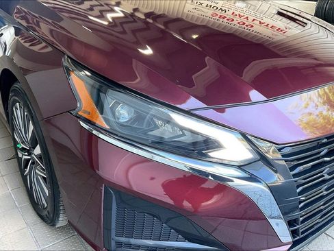 Used 2025 Nissan Altima 2.5 SV FWD image 26
