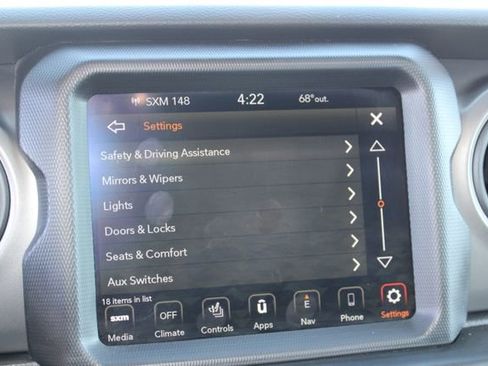 Used 2022 Jeep Wrangler Unlimited Sport AWD/4WD image 28