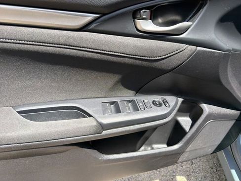 Used 2019 Honda Civic EX image 11