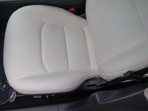 Used 2021 Tesla Model 3 Standard Range Plus image 32