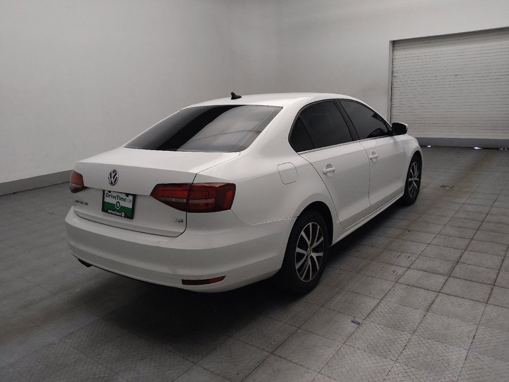 Used 2017 Volkswagen Jetta SE FWD image 9