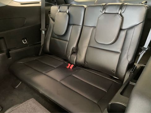 Used 2024 Ford Explorer Limited w/ Equipment Group 301A image 15