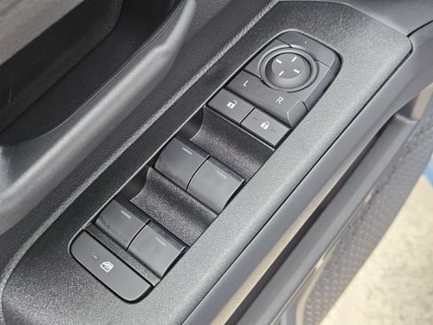 Used 2025 Toyota 4Runner SR5 RWD image 25