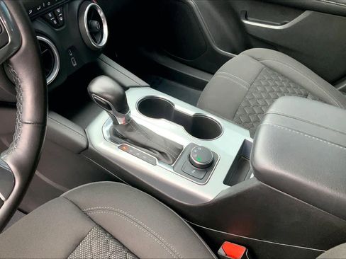 Used 2020 Chevrolet Blazer LT image 14