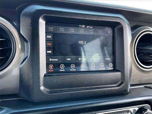 Used 2018 Jeep Wrangler Unlimited Sport S image 18