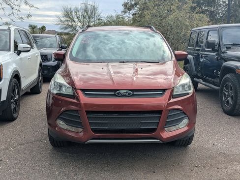 Used 2015 Ford Escape SE w/ Equipment Group 201A image 5