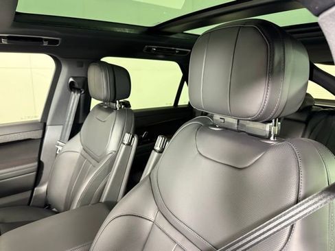 New 2026 Land Rover Range Rover Sport Dynamic SE AWD/4WD image 14