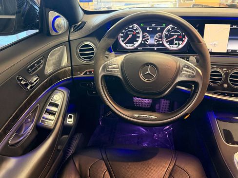 Used 2015 Mercedes-Benz S 63 AMG 4MATIC Sedan image 15