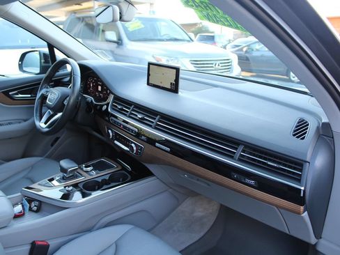 Used 2017 Audi Q7 3.0T Premium Plus AWD/4WD image 23