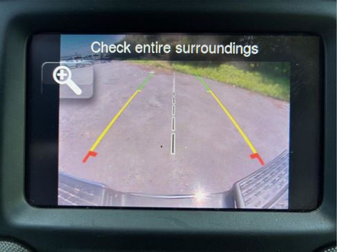 Used 2024 RAM 2500 Tradesman w/ Chrome Appearance Group AWD/4WD image 17