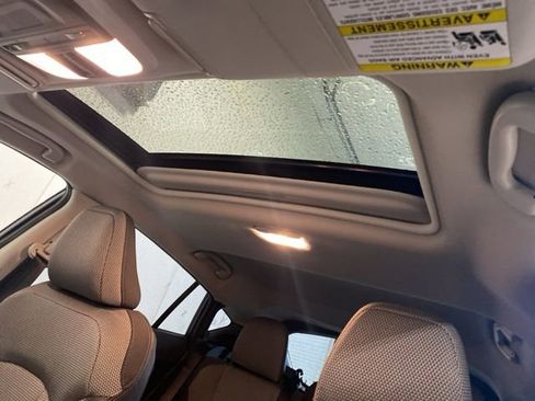 Certified 2024 Subaru Crosstrek 2.0i Premium image 11