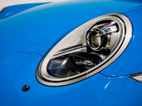 Used 2018 Porsche 911 GT3 RWD image 33