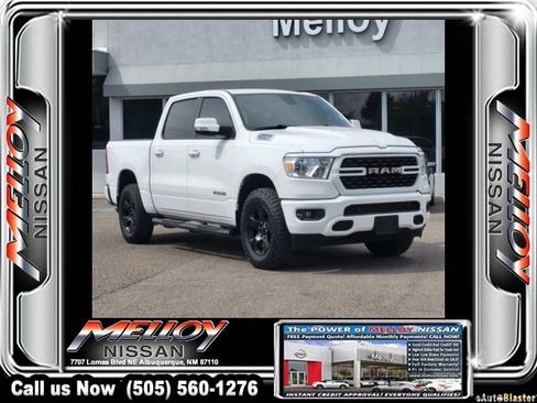 Used 2022 RAM 1500 Big Horn AWD/4WD image 3