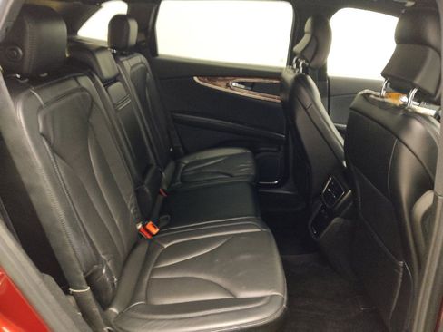 Used 2016 Lincoln MKX Reserve w/ Technology Package image 19