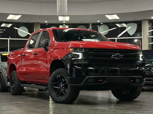 Used 2020 Chevrolet Silverado 1500 LT Trail Boss image 1