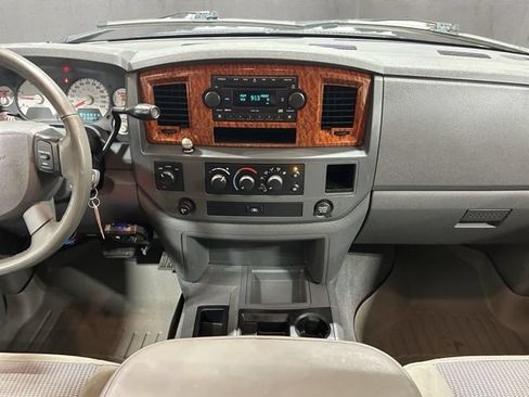 Used 2006 Dodge Ram 2500 Truck SLT w/ Light Group AWD/4WD image 14