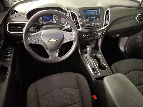 Used 2019 Chevrolet Equinox LT AWD/4WD image 2