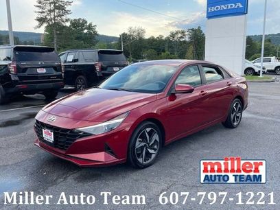 Used 2023 Hyundai Elantra SEL w/ Convenience Package