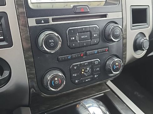 Used 2017 Ford Expedition EL Limited image 32