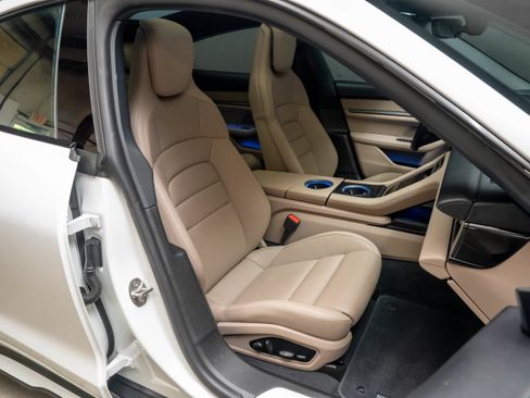 Certified 2024 Porsche Taycan 4S AWD/4WD image 29
