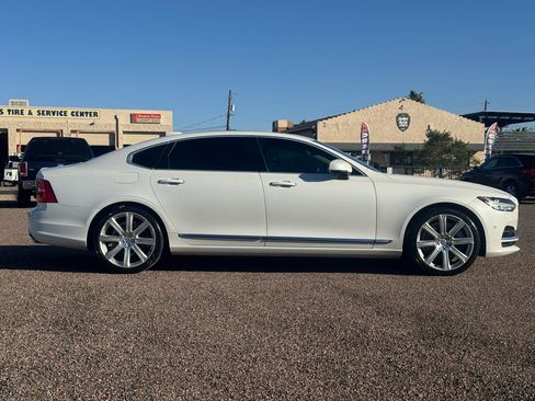 Used 2018 Volvo S90 T6 Inscription w/ Convenience Package image 13